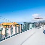 Sunset House